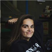 Etudiane possedant un bac littéraire section européenne